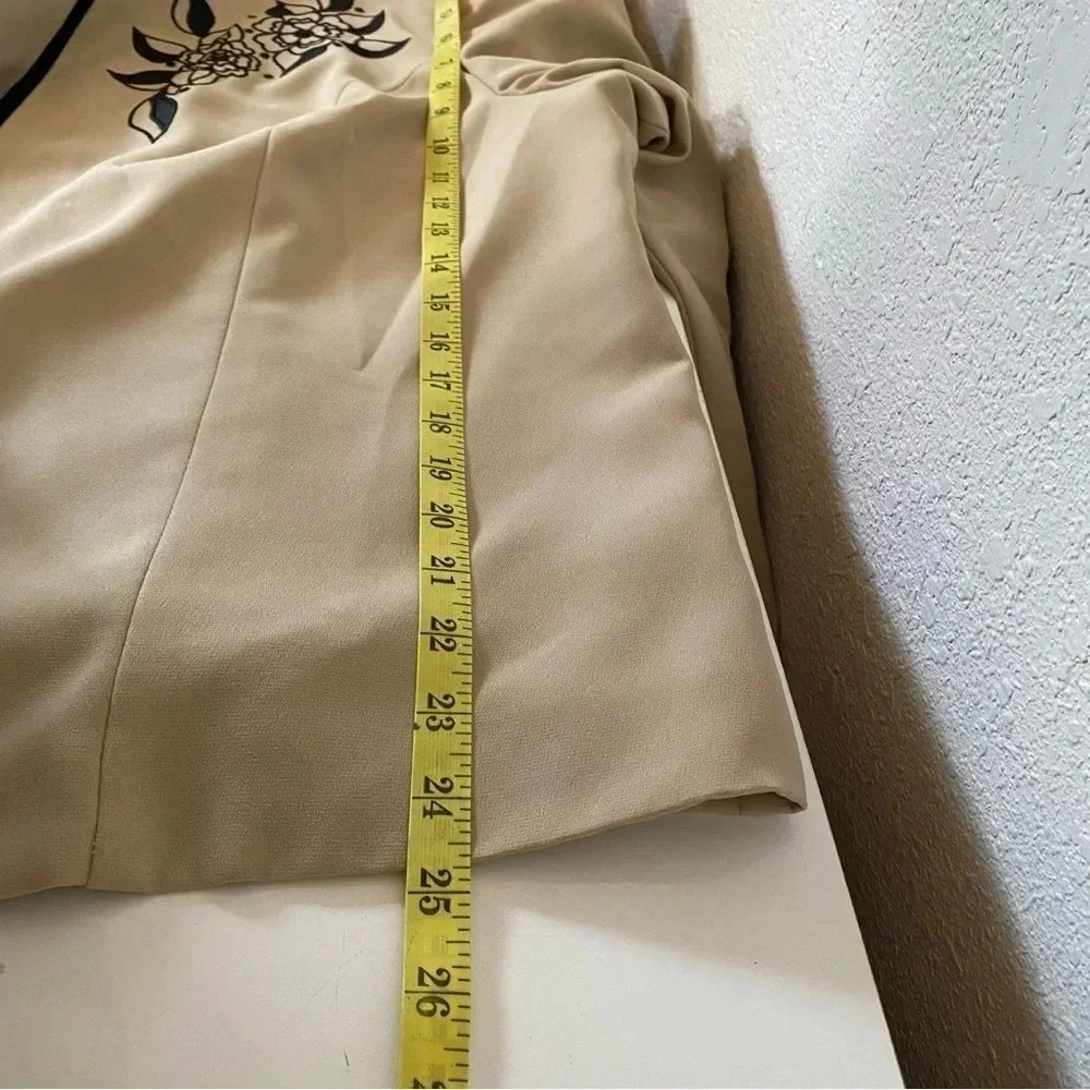 Dressbarn Woman Open Blazer in‎ Tan Size 22W